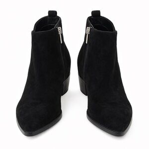 Marc Fisher LTD Black Suede Pointed Toe Booties 8M
